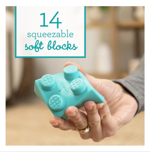 Infantino 45" Foldable Foam Playmat and 14-Piece Soft Building Blocks baby - Picture 3 of 10